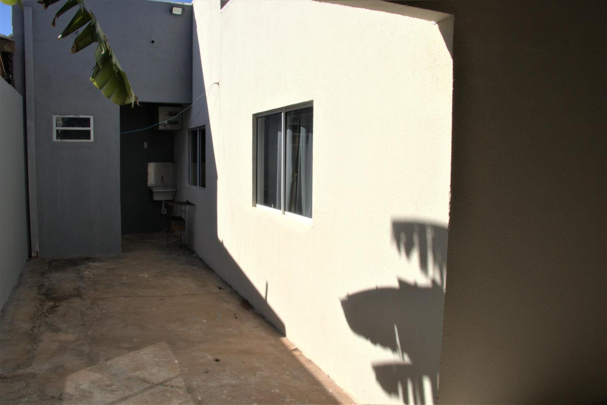 Casa Com 03 Quartos Tendo 02 Com Ar Condicionado No Asfalto A 1,5 Km Do Centro ชาปาดา ดอส กิมาไรส์ ภายนอก รูปภาพ